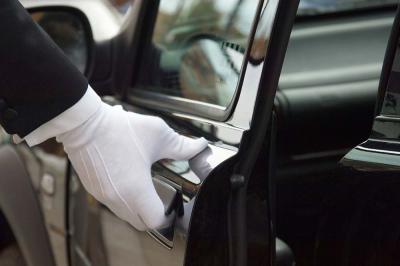 3 Compelling Reasons to Hire a Car Service