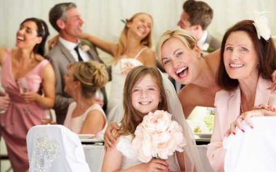 Give a Warm Welcome to Your Out of Town Guests with These Useful Tips