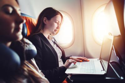 3 Ways Entrepreneurs Can Stay Productive on the Plane